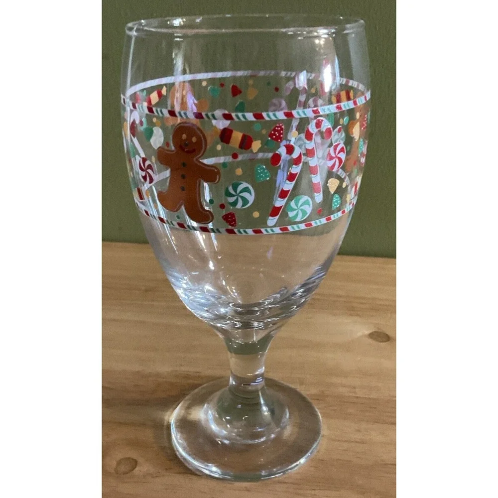 Libbey Christmas Wine Glasses, Gingerman And Candy, Set Of 6‎